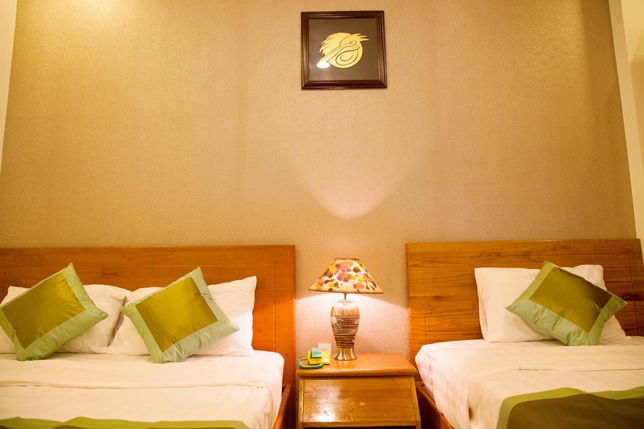 Pelican Nha Trang Hotel Екстер'єр фото